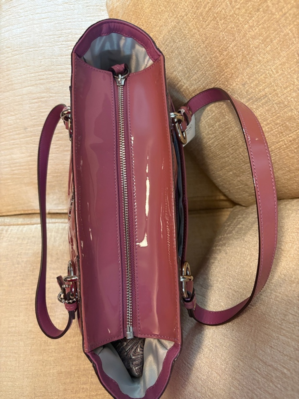 Coach Patent Leather Tote in Berry Pink - Picture 14 of 17